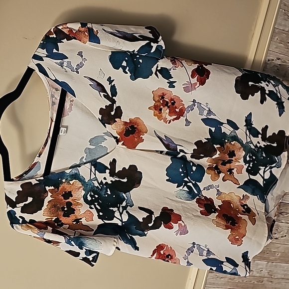a new day Tops - ❄️C3🔹️Floral Blouse